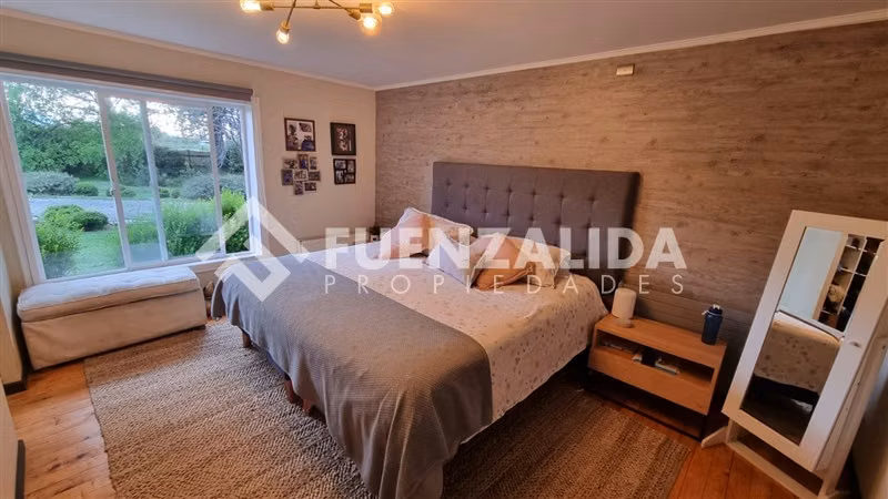 Casa de campo remodelada de 4D4B con jardin en Frutillar