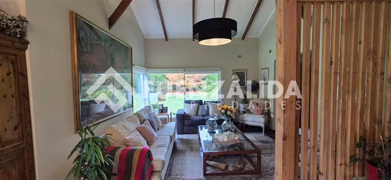 Casa de campo remodelada de 4D4B con jardin en Frutillar