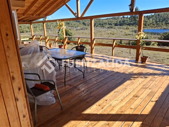 Casa en venta de 4 dorm. en Quellón