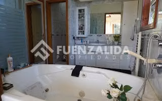 Casa en venta de 5D4B en Puerto Varas