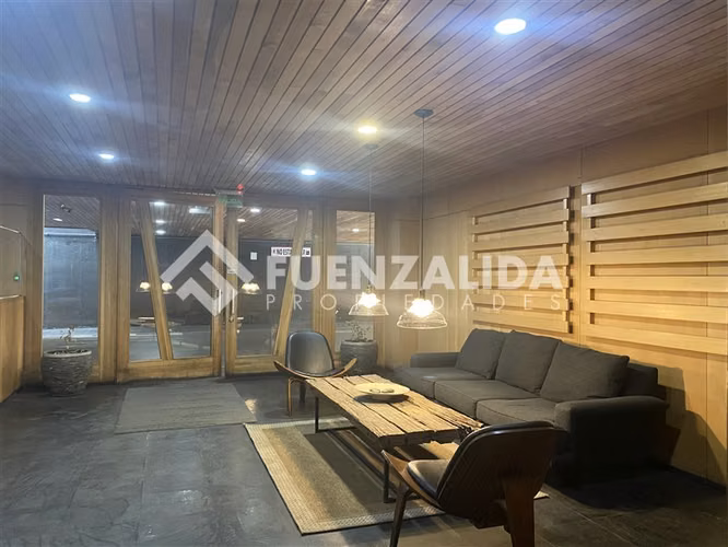VENTA Oficina pleno centro Puerto Varas 2 estacionamientos