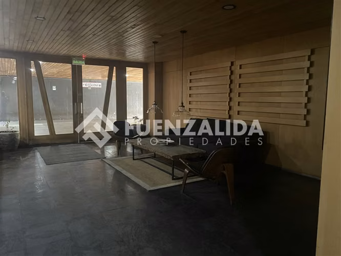 VENTA Oficina pleno centro Puerto Varas 2 estacionamientos