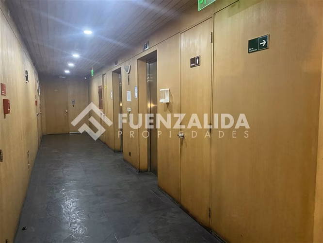 VENTA Oficina pleno centro Puerto Varas 2 estacionamientos