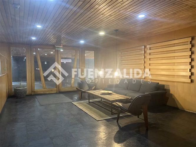 VENTA Oficina pleno centro Puerto Varas 2 estacionamientos