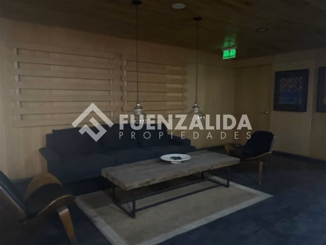 VENTA Oficina pleno centro Puerto Varas 2 estacionamientos