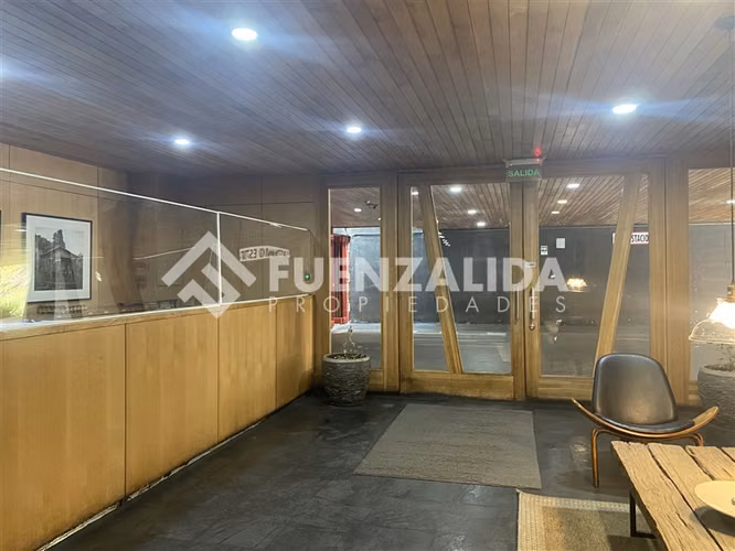 VENTA Oficina pleno centro Puerto Varas 2 estacionamientos