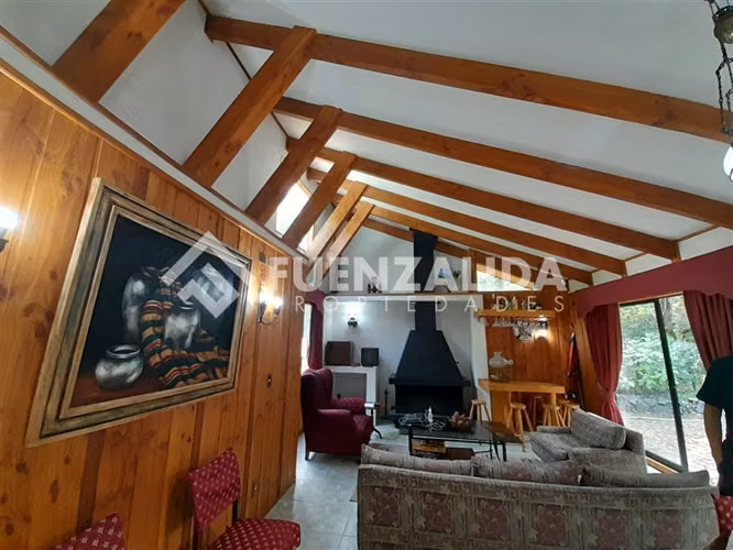 Casa en venta de 4D3B en Parcela de Pucón