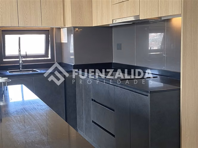 BAJO DE PRECIO Departamento casi nuevo 2D2B