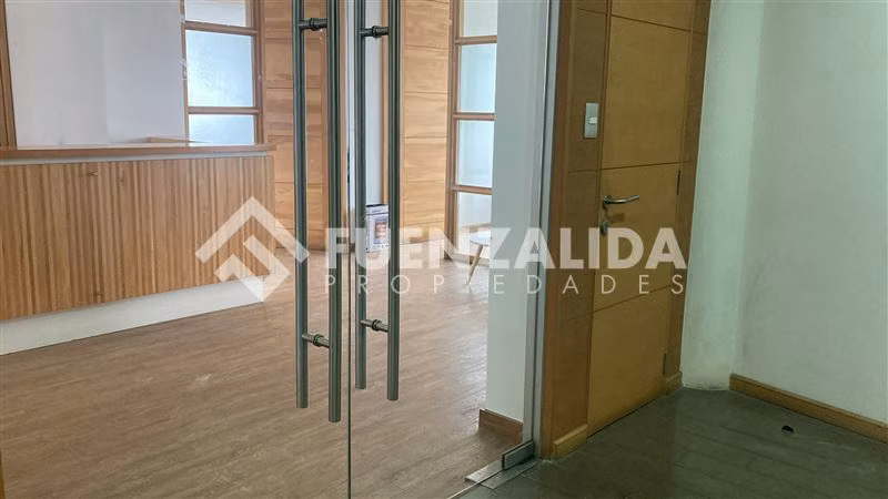 Oficina en arriendo con vista al mar en Puerto Montt