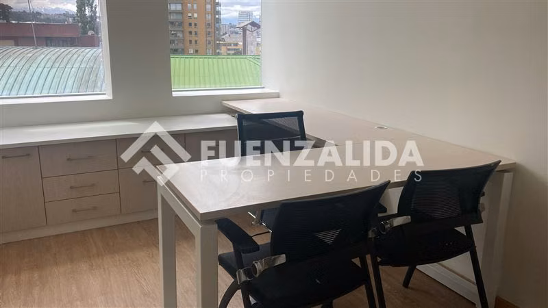 Oficina en arriendo con vista al mar en Puerto Montt