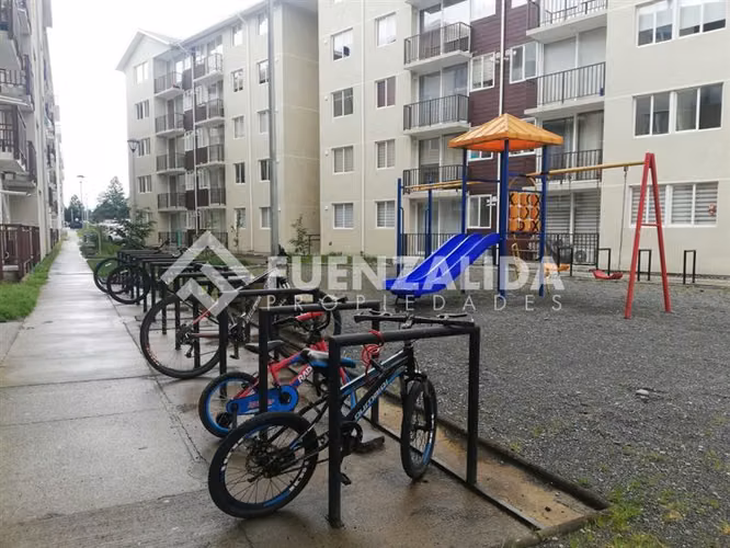 Departamento en arriendo de 2D2B en Parque Pucalan