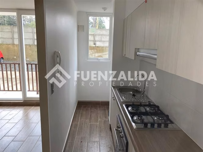 Departamento en arriendo de 2D2B en Parque Pucalan
