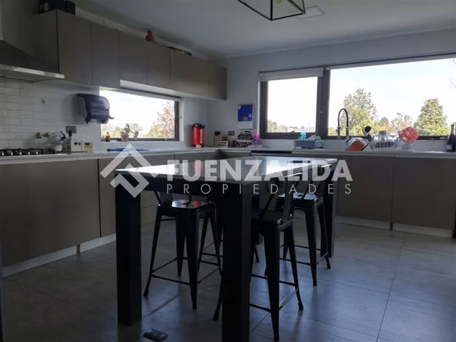 Vendemos casa de 4D3B en Lomas de Coihuin Puerto Montt