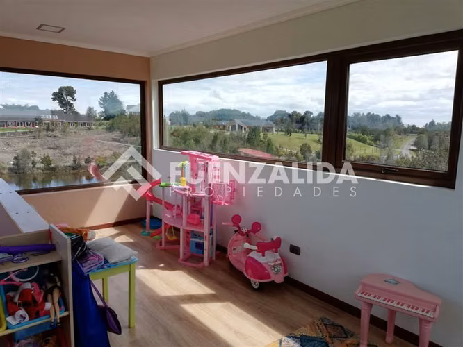 Vendemos casa de 4D3B en Lomas de Coihuin Puerto Montt