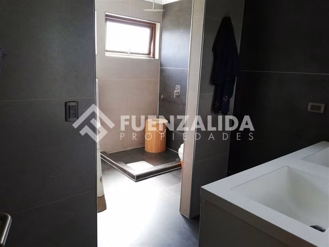 Vendemos casa de 4D3B en Lomas de Coihuin Puerto Montt