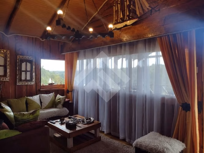 Vendemos casa de 4D con vista y salida al mar en Calbuco