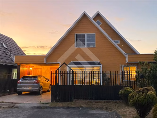 Casa en venta de 4D 2B en Valle volcanesPuerto Montt