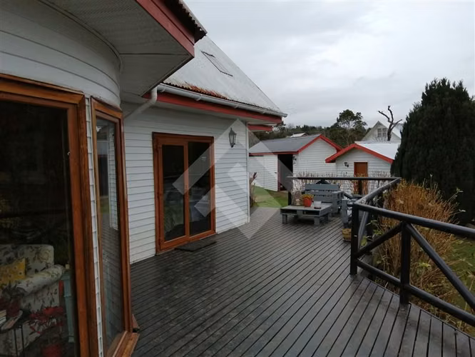 Casa en venta de 4 dorm. en Puerto Montt