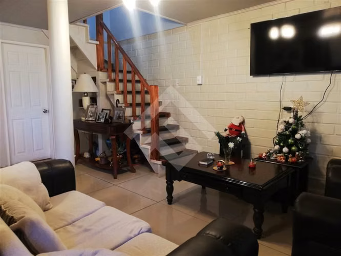 Casa en venta de 6 D, 2 B en Mirasol, Puerto Montt
