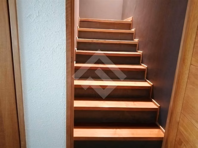 Bella Casa en Parcela a la venta de 4 dorm. en Puerto Montt