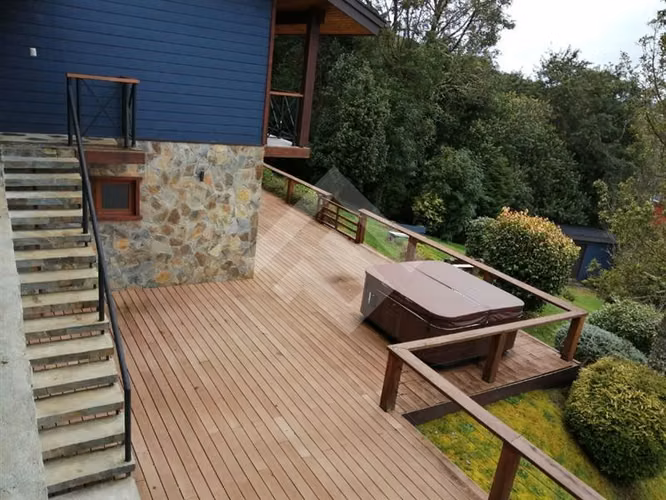 Bella Casa en Parcela a la venta de 4 dorm. en Puerto Montt