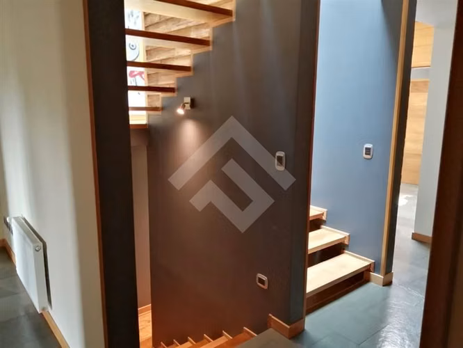Bella Casa en Parcela a la venta de 4 dorm. en Puerto Montt