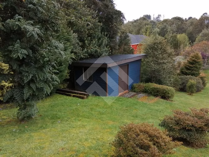 Bella Casa en Parcela a la venta de 4 dorm. en Puerto Montt