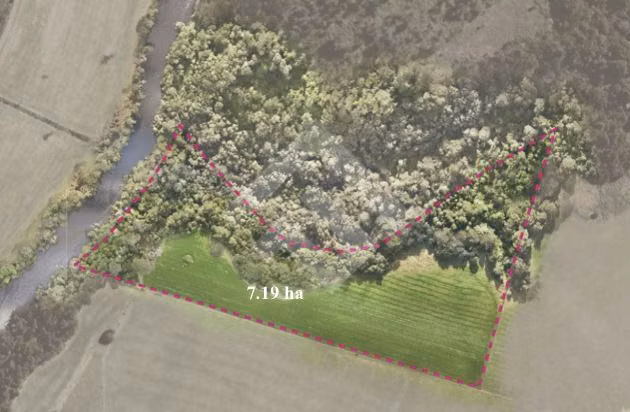 TERRENO DE 7 HECTAREAS SECTOR LA QUEMAS CON ORILLA DE RIO