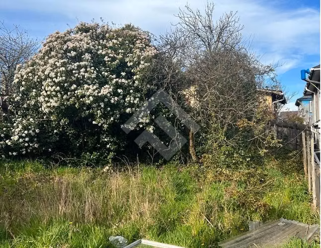 Sitio en venta de alta plusvalía en centro de Castro