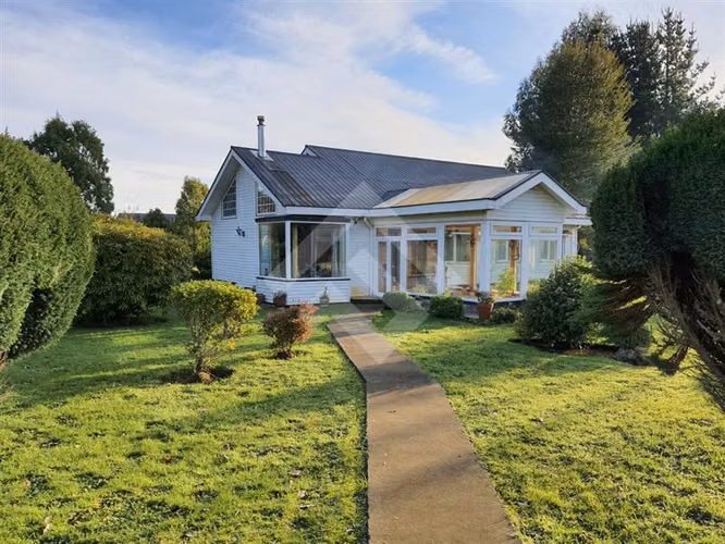 Casa en venta de 4 dorm. en Puerto Montt