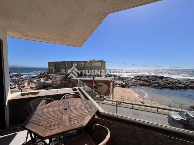 Departamento en venta de 2D 2B Av. Borgoño Reñaca.