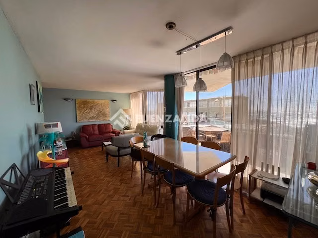 Departamento en venta de 2D 2B Av. Borgoño Reñaca.