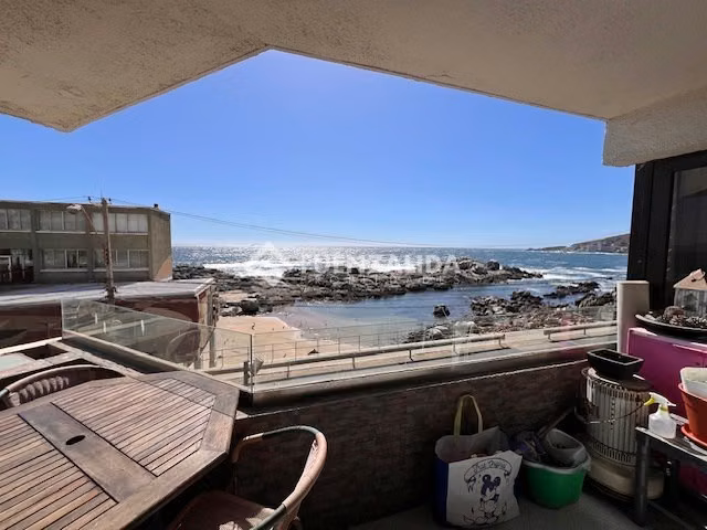 Departamento en venta de 2D 2B Av. Borgoño Reñaca.