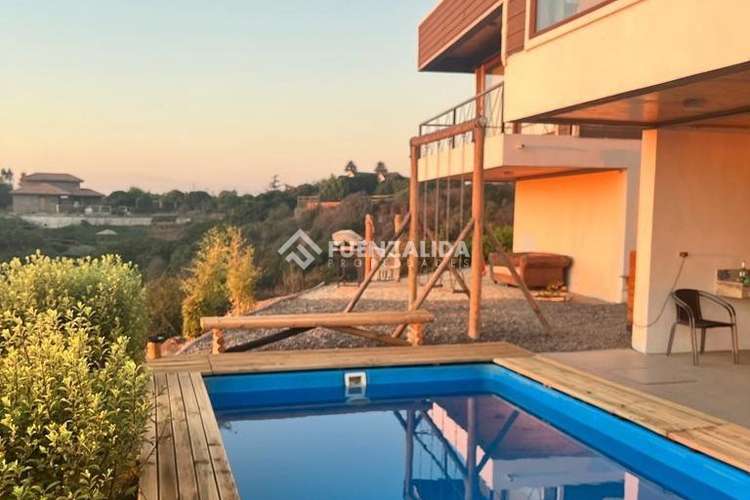 Casa en arriendo de 5D 5B Mantagua