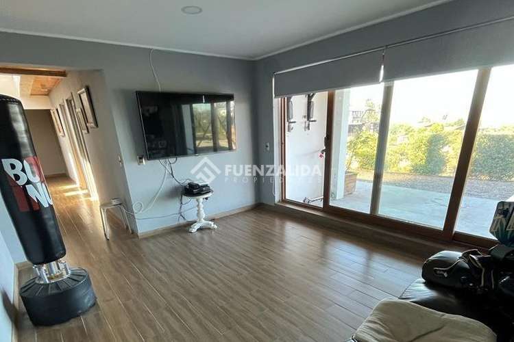 Casa en arriendo de 5D 5B Mantagua
