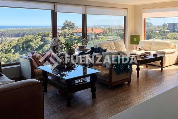 Casa en arriendo de 5D 5B Mantagua