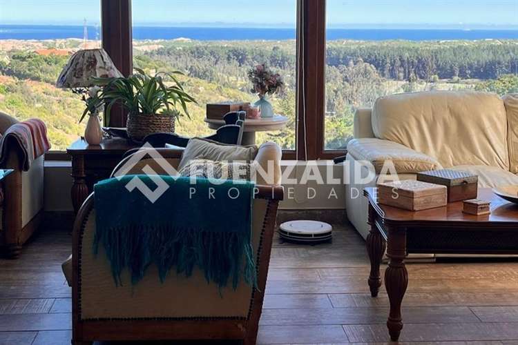 Casa en arriendo de 5D 5B Mantagua