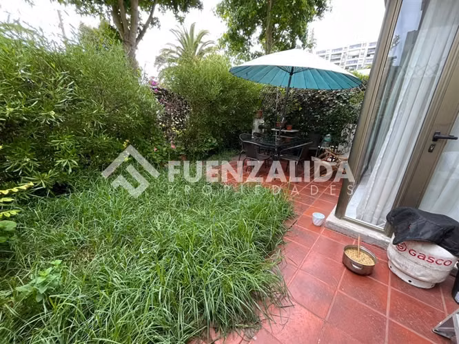 Venta de Departamento con Patio, 2D2B1E1B. Reñaca.