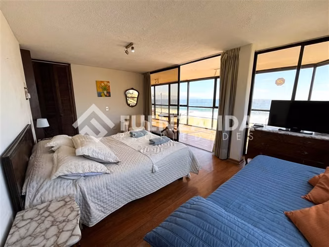 Venta de Departamento en Primera Línea, 2D2B1E1B. Reñaca.