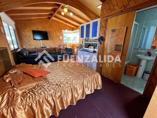 Hostal en Venta. 10D7B2E. Las Pimpinelas, Concón