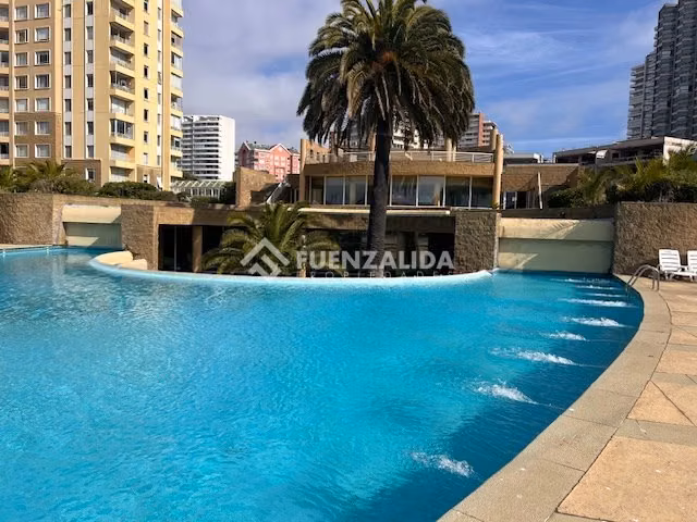 Departamento en venta de 4 dorm. en Concón