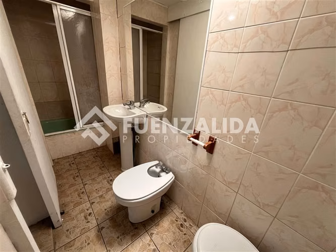 Hostal en Arriendo. 10D7B2E. Las Pimpinelas, Concón