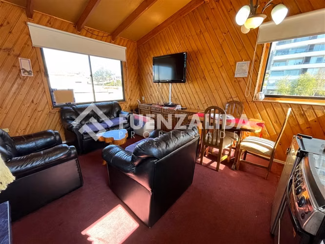 Hostal en Arriendo. 10D7B2E. Las Pimpinelas, Concón