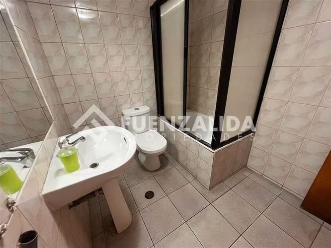 Hostal en Arriendo. 10D7B2E. Las Pimpinelas, Concón