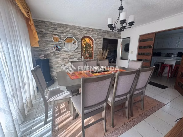 Casa en venta de 4 dorm. en Calle Larga - Imagen 6