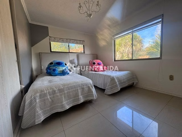 Casa en venta de 4 dorm. en Calle Larga - Imagen 12