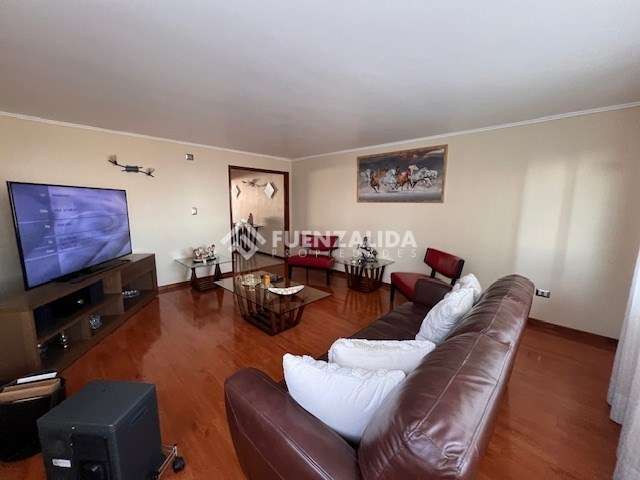 Casa en venta de 7 dorm. en Concón