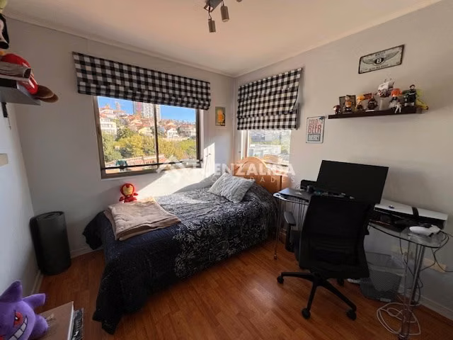Casa en venta de 4 dorm. en Viña del Mar