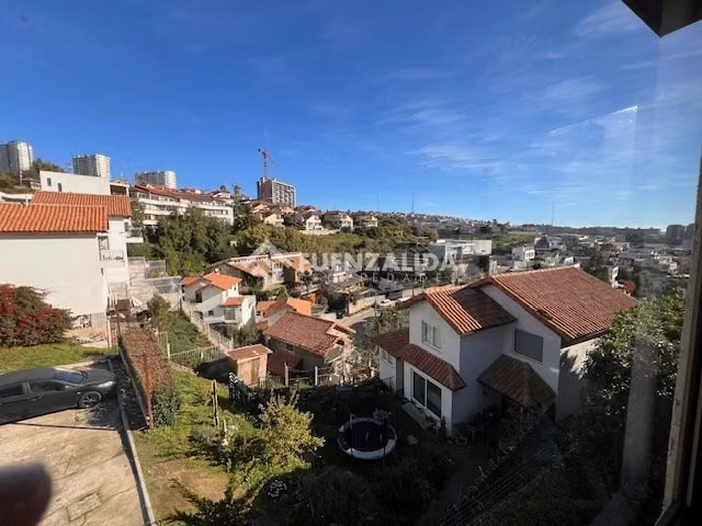 Casa en venta de 4 dorm. en Viña del Mar