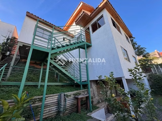 Casa en venta de 4 dorm. en Viña del Mar